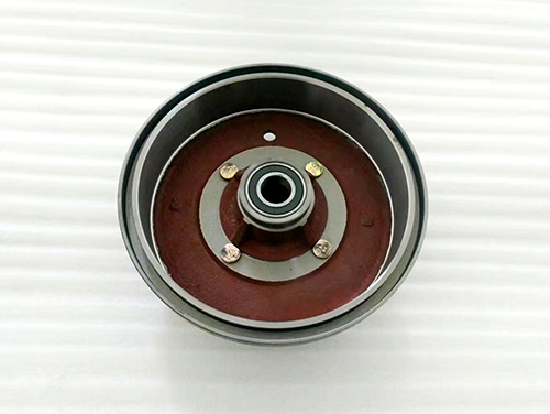 462<strong>前制动鼓</strong>